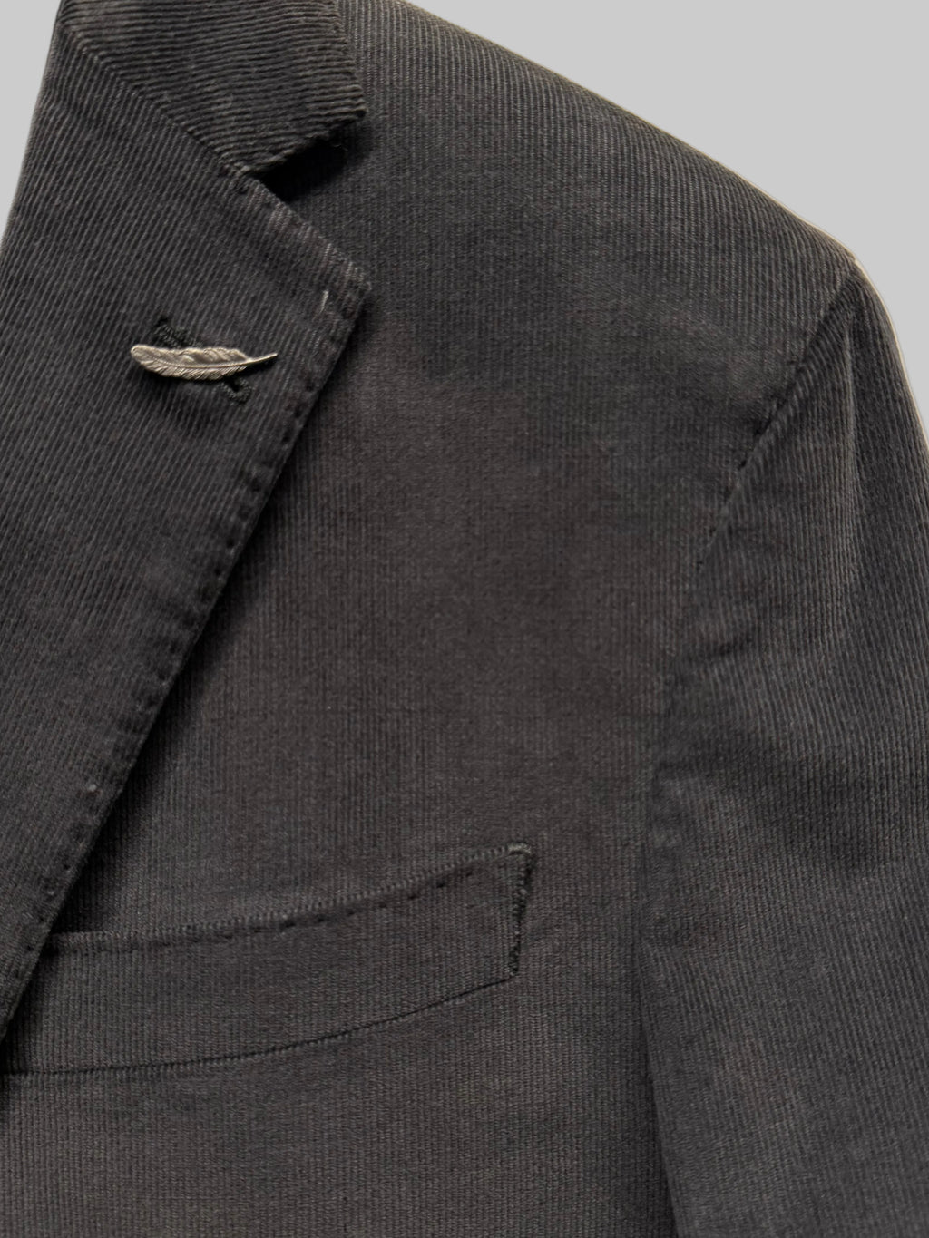 Rémy Martin (Suit)